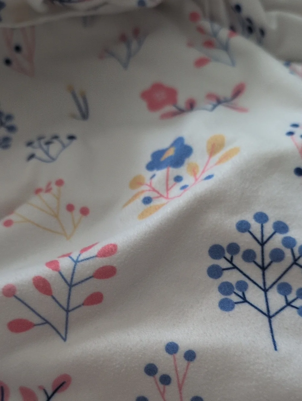 LITTLE BOE Charming Blueberry/Flowers Print Ruffle Baby Blanket 60*60